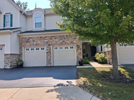 449 BAY TREE CIR, VERNON HILLS, IL 60061 - Image 327bf4474d636efdaa2a67261c7a03c8/2563009082