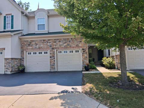 Photo of 449 N Bay Tree Circle, Vernon Hills, IL 60061 (MLS # 12729644)