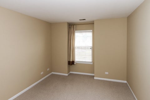 Tiny photo for 449 N Bay Tree Circle, Vernon Hills, IL 60061 (MLS # 12729644)