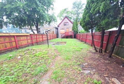 Tiny photo for 6941 S Michigan Avenue, Chicago, IL 60637 (MLS # 12724853)