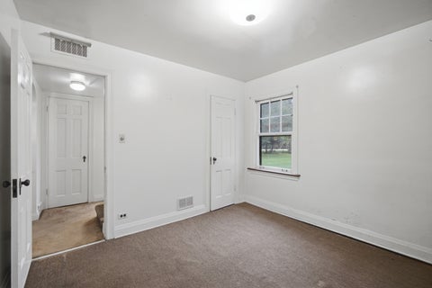 Tiny photo for 300 E Camp McDonald Road, Prospect Heights, IL 60070 (MLS # 12789417)