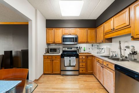 Tiny photo for 5555 N CUMBERLAND Avenue #509, Chicago, IL 60656 (MLS # 12500343)