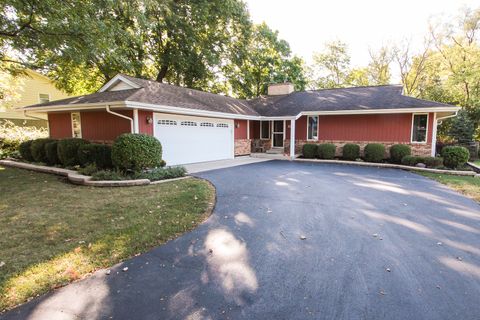 Photo of 997 Meadow Lane, Elgin, IL 60123 (MLS # 12491711)
