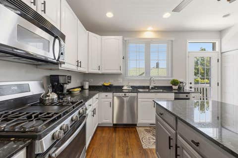 Tiny photo for 231 N West Street #0, Wheaton, IL 60187 (MLS # 12720641)