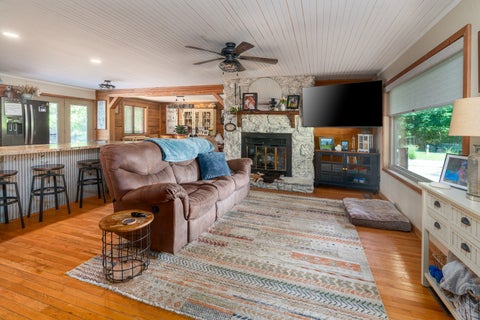 Tiny photo for 180 White Oak Lane, Harrisburg, IL 62946 (MLS # 12675938)