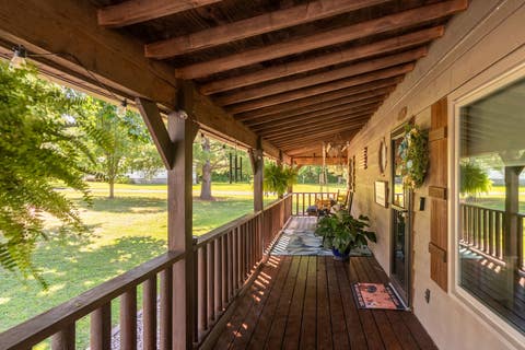 Tiny photo for 180 White Oak Lane, Harrisburg, IL 62946 (MLS # 12675938)