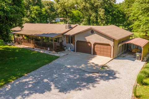 Tiny photo for 180 White Oak Lane, Harrisburg, IL 62946 (MLS # 12675938)