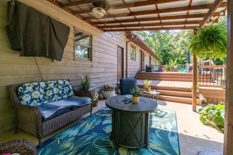 Tiny photo for 180 White Oak Lane, Harrisburg, IL 62946 (MLS # 12675938)
