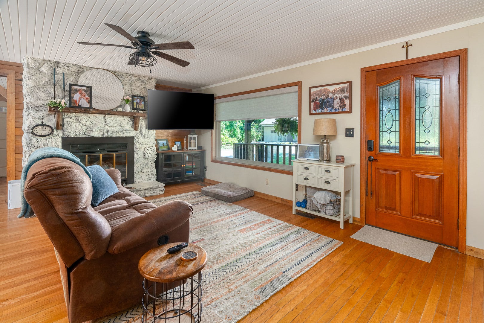 180 White Oak Lane