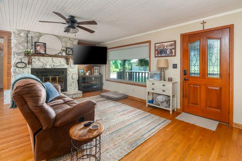 Tiny photo for 180 White Oak Lane, Harrisburg, IL 62946 (MLS # 12675938)