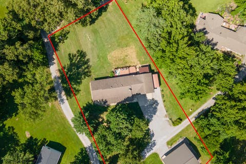 Tiny photo for 180 White Oak Lane, Harrisburg, IL 62946 (MLS # 12675938)