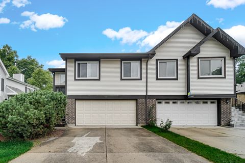 Photo of 1485 Chippewa Trail, Wheeling, IL 60090 (MLS # 12468454)