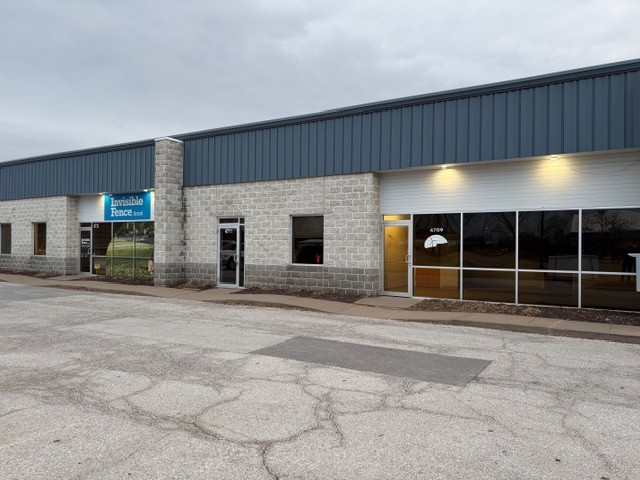 Photo 1 of 3 — 4711 15th Street A Street, Moline, IL 61265