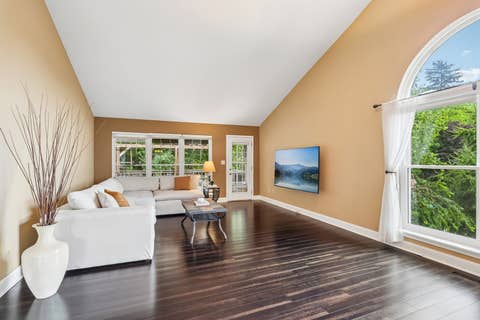 Tiny photo for 442 Harbor Drive, Carpentersville, IL 60110 (MLS # 12723837)