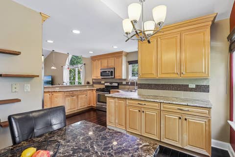 Tiny photo for 442 Harbor Drive, Carpentersville, IL 60110 (MLS # 12723837)