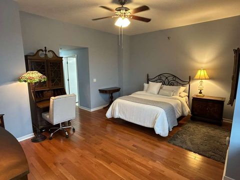 Tiny photo for 6000 N Cicero Avenue #301, Chicago, IL 60646 (MLS # 12575403)