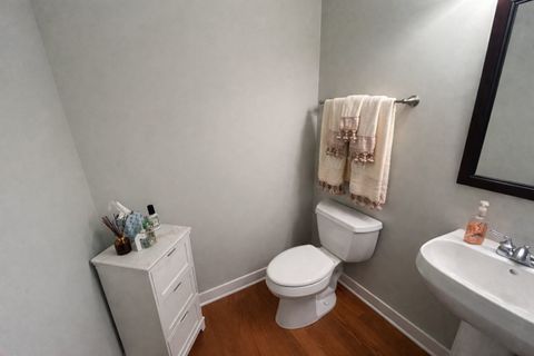 Tiny photo for 6000 N Cicero Avenue #301, Chicago, IL 60646 (MLS # 12575403)