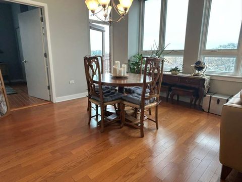 Tiny photo for 6000 N Cicero Avenue #301, Chicago, IL 60646 (MLS # 12575403)