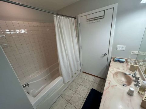 Tiny photo for 6000 N Cicero Avenue #301, Chicago, IL 60646 (MLS # 12575403)