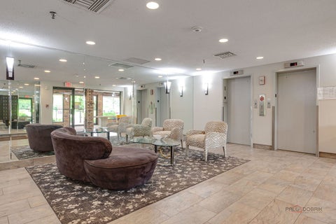 Tiny photo for 1721 Mission Hills Road #502, Northbrook, IL 60062 (MLS # 12672478)