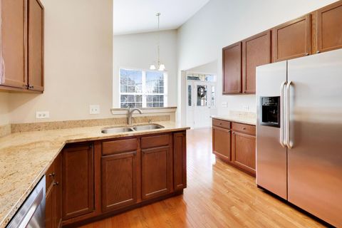 Tiny photo for 985 Oak Ridge Boulevard, Elgin, IL 60120 (MLS # 12586718)