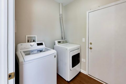 Tiny photo for 985 Oak Ridge Boulevard, Elgin, IL 60120 (MLS # 12586718)