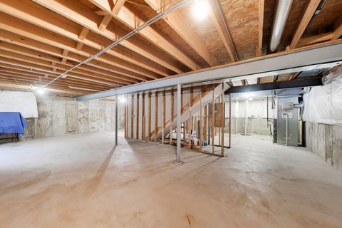 Tiny photo for 985 Oak Ridge Boulevard, Elgin, IL 60120 (MLS # 12586718)