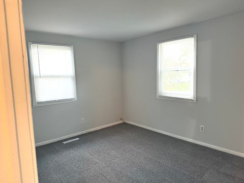 Tiny photo for 308 Amarillo Court, Carpentersville, IL 60110 (MLS # 12494053)