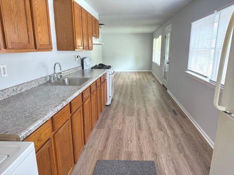 Tiny photo for 308 Amarillo Court, Carpentersville, IL 60110 (MLS # 12494053)