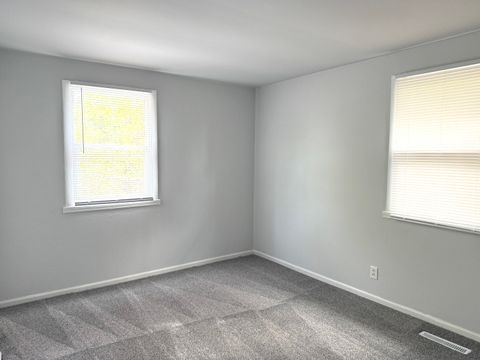 Tiny photo for 308 Amarillo Court, Carpentersville, IL 60110 (MLS # 12494053)