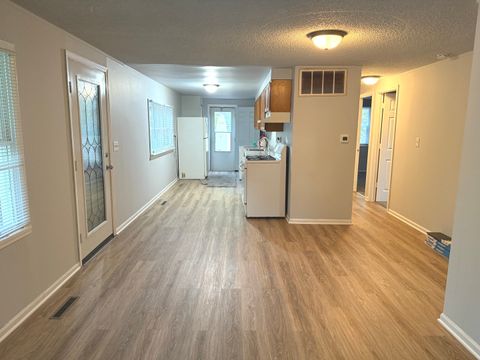 Tiny photo for 308 Amarillo Court, Carpentersville, IL 60110 (MLS # 12494053)