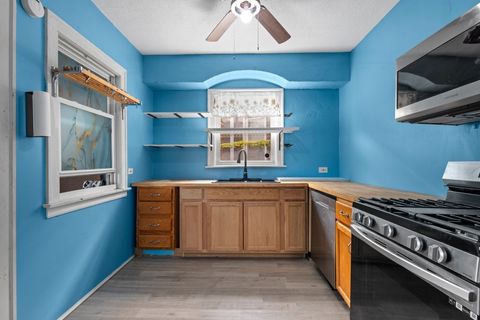 Tiny photo for 10637 S Normal Avenue, Chicago, IL 60628 (MLS # 12500139)