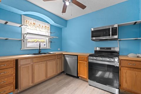 Tiny photo for 10637 S Normal Avenue, Chicago, IL 60628 (MLS # 12500139)