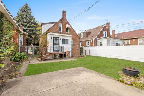 Tiny photo for 10637 S Normal Avenue, Chicago, IL 60628 (MLS # 12500139)