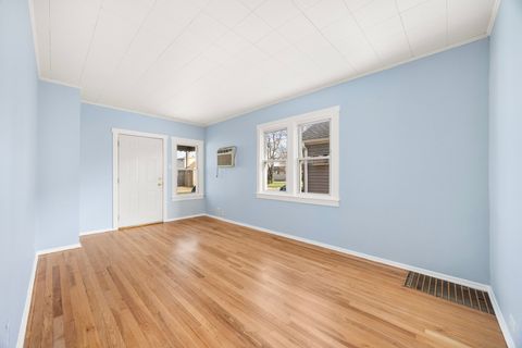 Tiny photo for 1706 N 15th Avenue, Melrose Park, IL 60160 (MLS # 12619003)