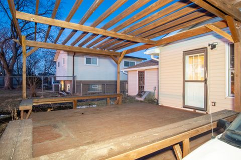 Tiny photo for 15222 Hamlin Avenue, Midlothian, IL 60445 (MLS # 12567488)