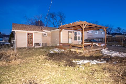 Tiny photo for 15222 Hamlin Avenue, Midlothian, IL 60445 (MLS # 12567488)