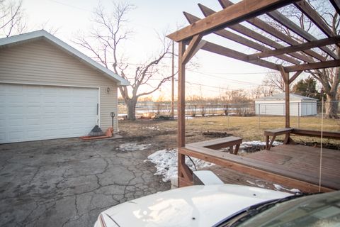 Tiny photo for 15222 Hamlin Avenue, Midlothian, IL 60445 (MLS # 12567488)