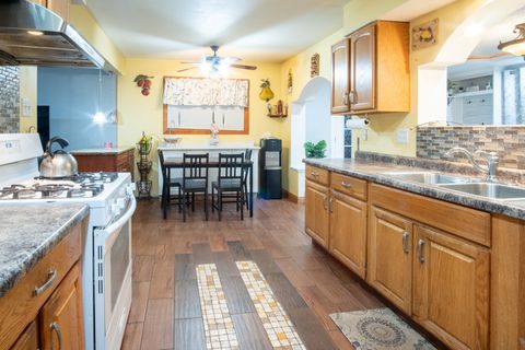 Tiny photo for 15222 Hamlin Avenue, Midlothian, IL 60445 (MLS # 12567488)