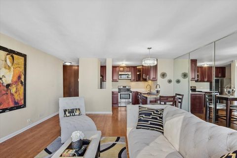 Tiny photo for 100 E Walton Street #33A, Chicago, IL 60611 (MLS # 12495604)