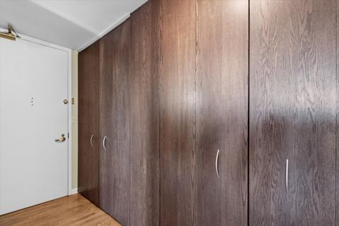 Tiny photo for 100 E Walton Street #33A, Chicago, IL 60611 (MLS # 12495604)