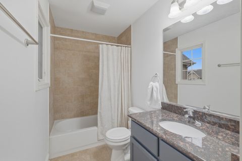 Tiny photo for 301 Nicole Way, Itasca, IL 60143 (MLS # 12575695)