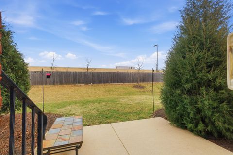 Tiny photo for 301 Nicole Way, Itasca, IL 60143 (MLS # 12575695)