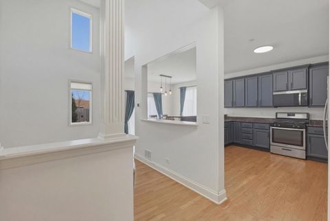 Tiny photo for 301 Nicole Way, Itasca, IL 60143 (MLS # 12575695)