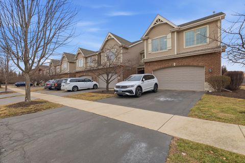 Tiny photo for 301 Nicole Way, Itasca, IL 60143 (MLS # 12575695)
