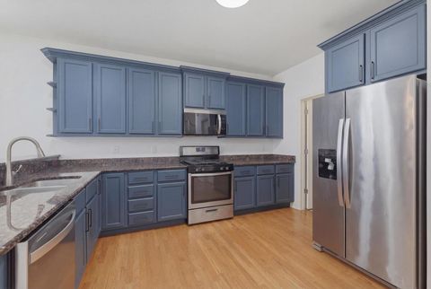 Tiny photo for 301 Nicole Way, Itasca, IL 60143 (MLS # 12575695)