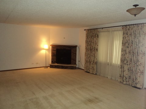 Tiny photo for 9815 W Creek Road #B1, Palos Park, IL 60464 (MLS # 12667147)