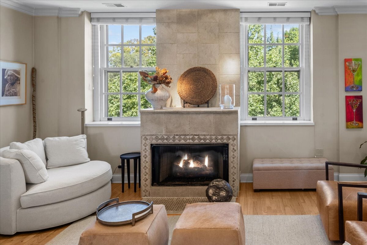 25 Ronan Road 204