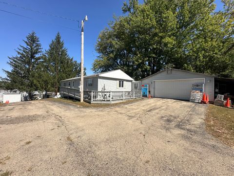 Tiny photo for 13629 Garden Plain Road, Morrison, IL 61270 (MLS # 12483339)