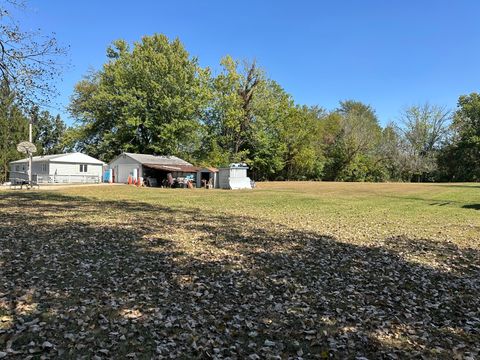 Tiny photo for 13629 Garden Plain Road, Morrison, IL 61270 (MLS # 12483339)